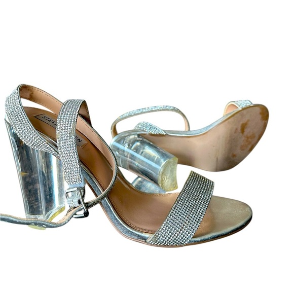 Steve Madden Yuma Clear Heel Rhinestone Silver Sandals Women's 9.5 - Picture 2 of 11